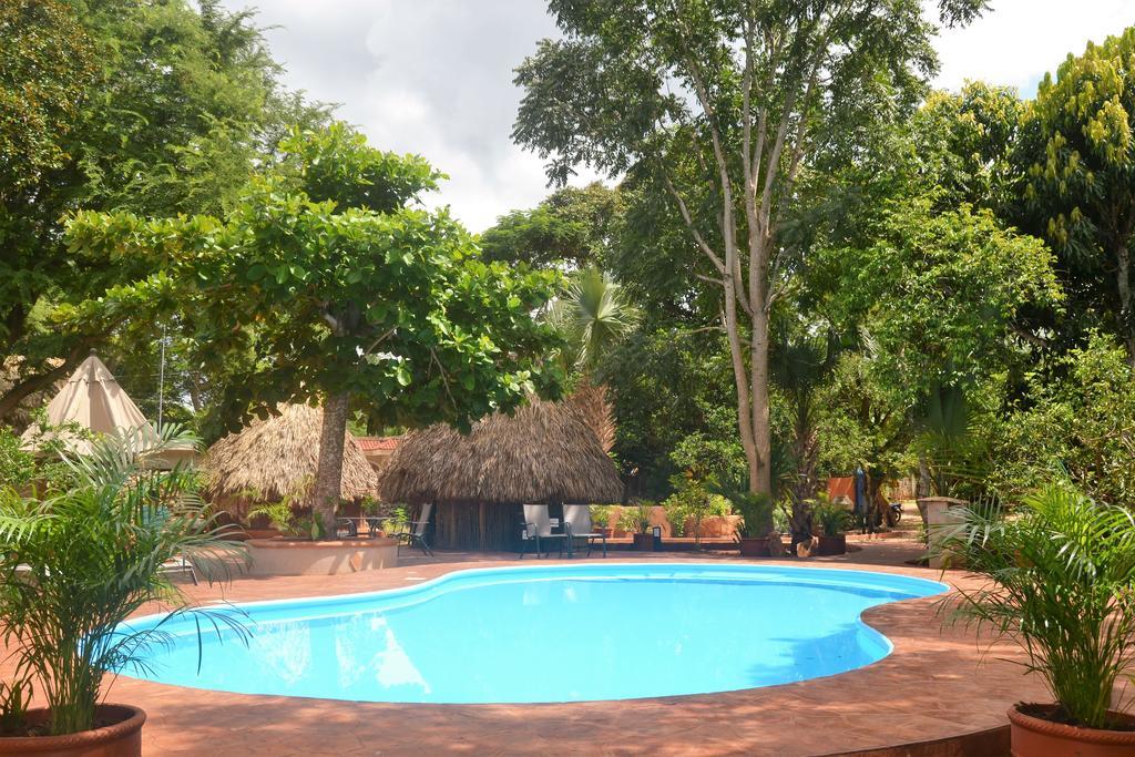 The Flycatcher Inn Retreat HotelSanta Elena エクステリア 写真
