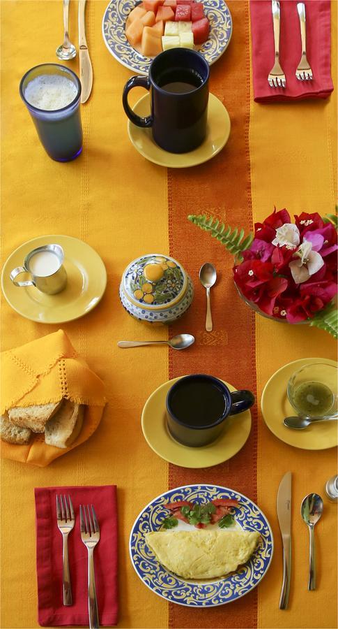 The Flycatcher Inn Retreat HotelSanta Elena エクステリア 写真
