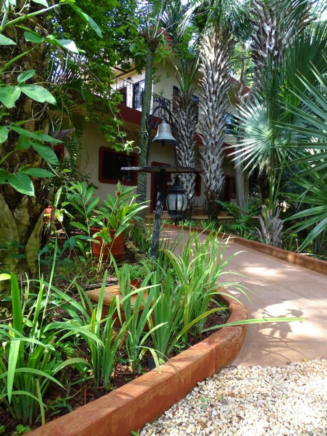 The Flycatcher Inn Retreat HotelSanta Elena エクステリア 写真
