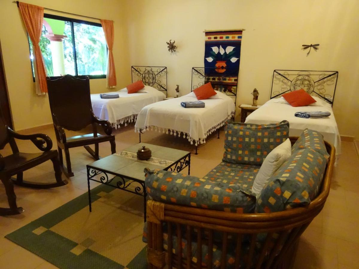 The Flycatcher Inn Retreat HotelSanta Elena エクステリア 写真